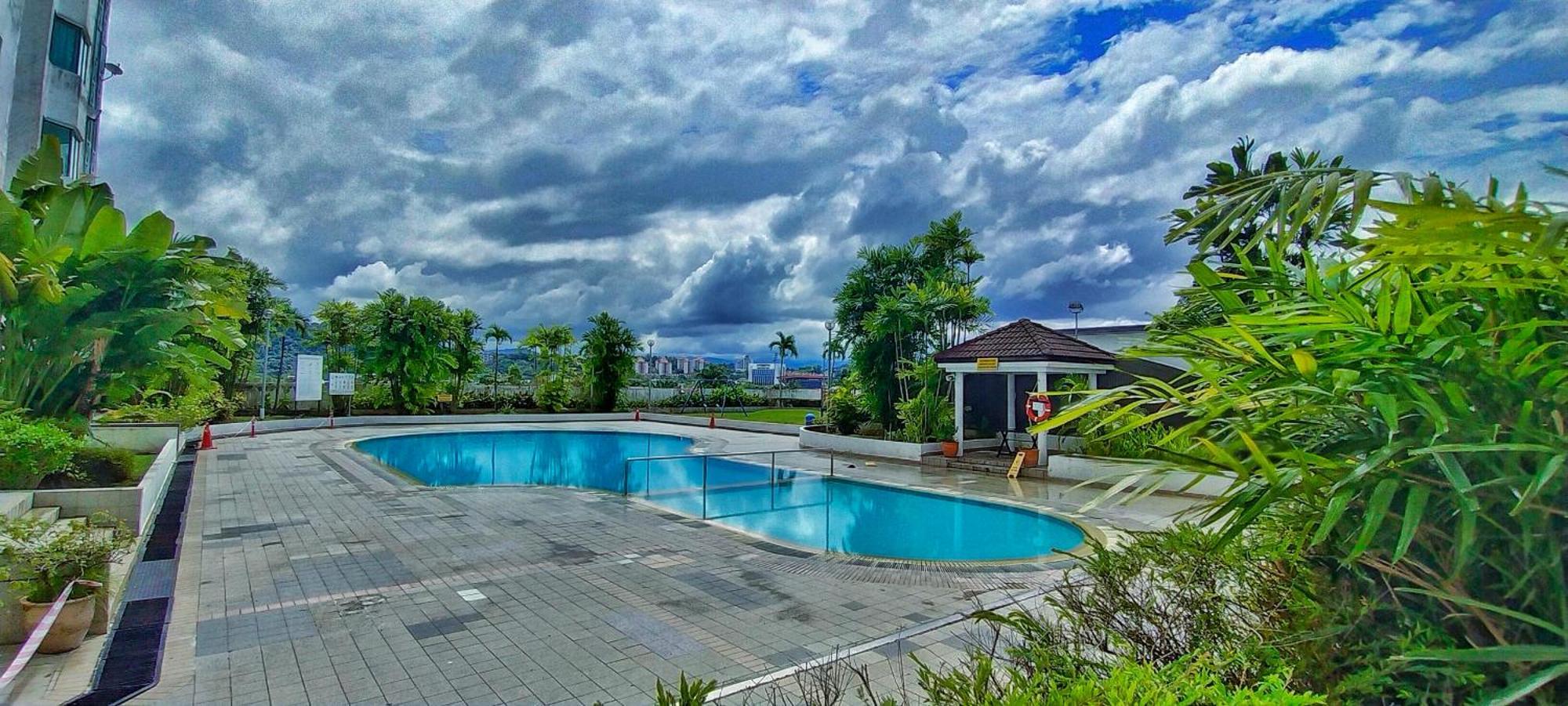 Likas Square - Kk Apartment Suite Kota Kinabalu Esterno foto