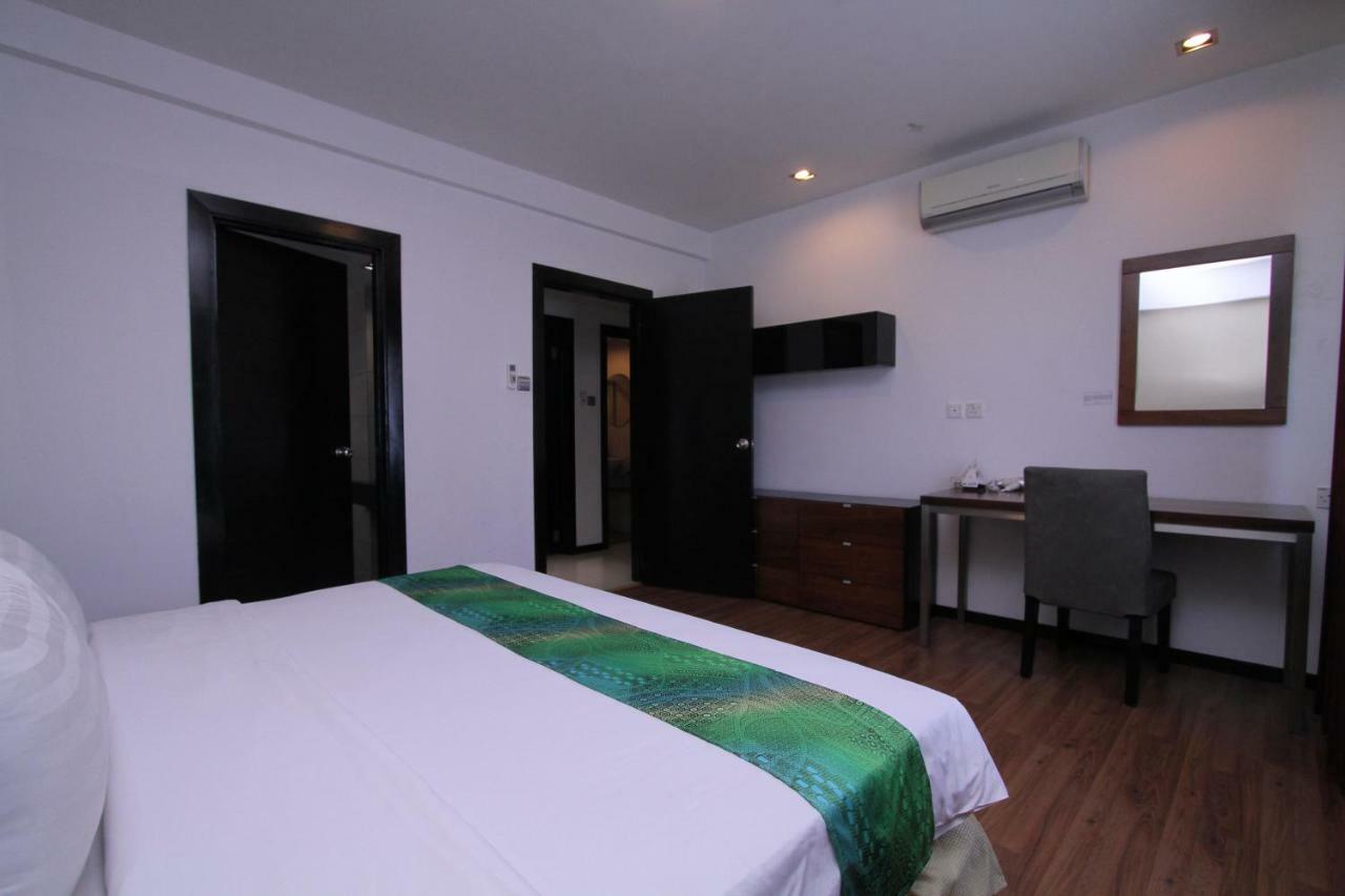 Likas Square - Kk Apartment Suite Kota Kinabalu Esterno foto