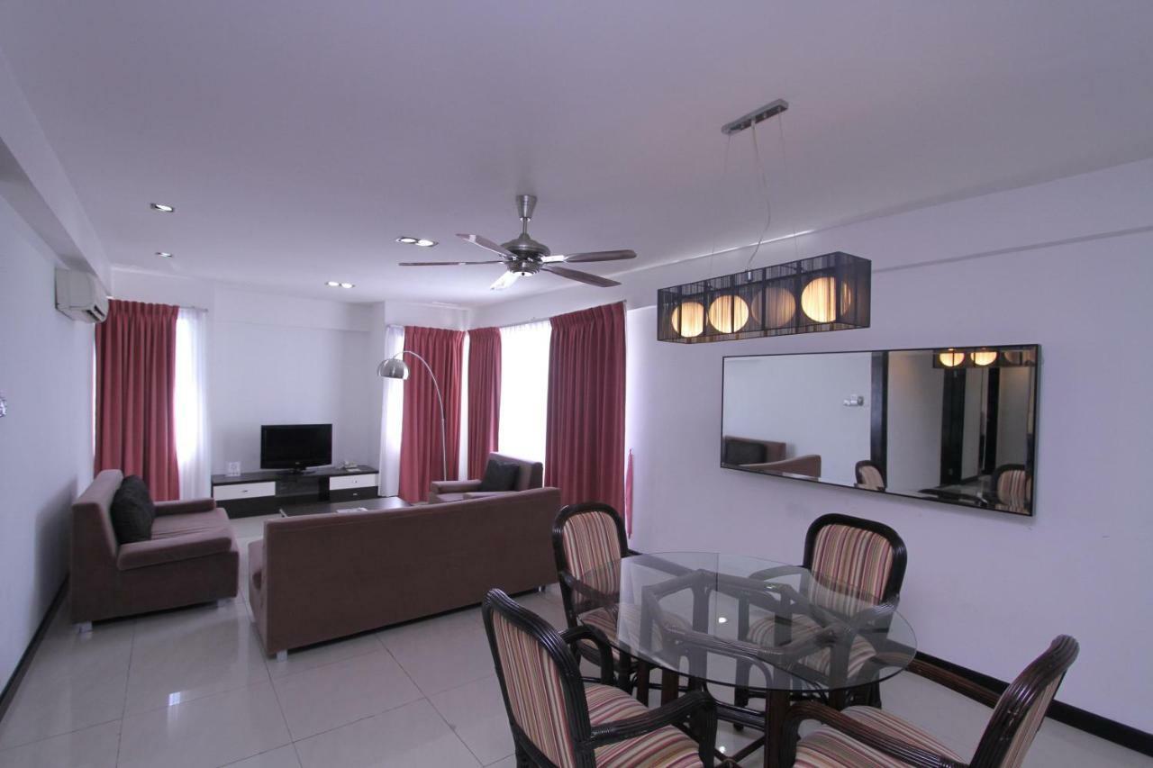 Likas Square - Kk Apartment Suite Kota Kinabalu Esterno foto