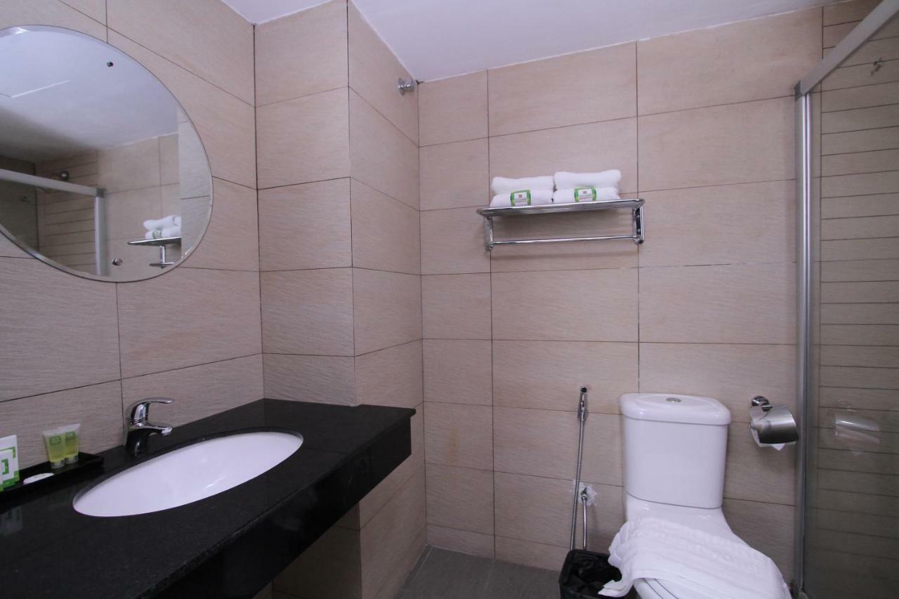 Likas Square - Kk Apartment Suite Kota Kinabalu Esterno foto